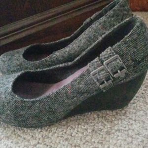 Blowfish Grey Wedge Shoes Size8